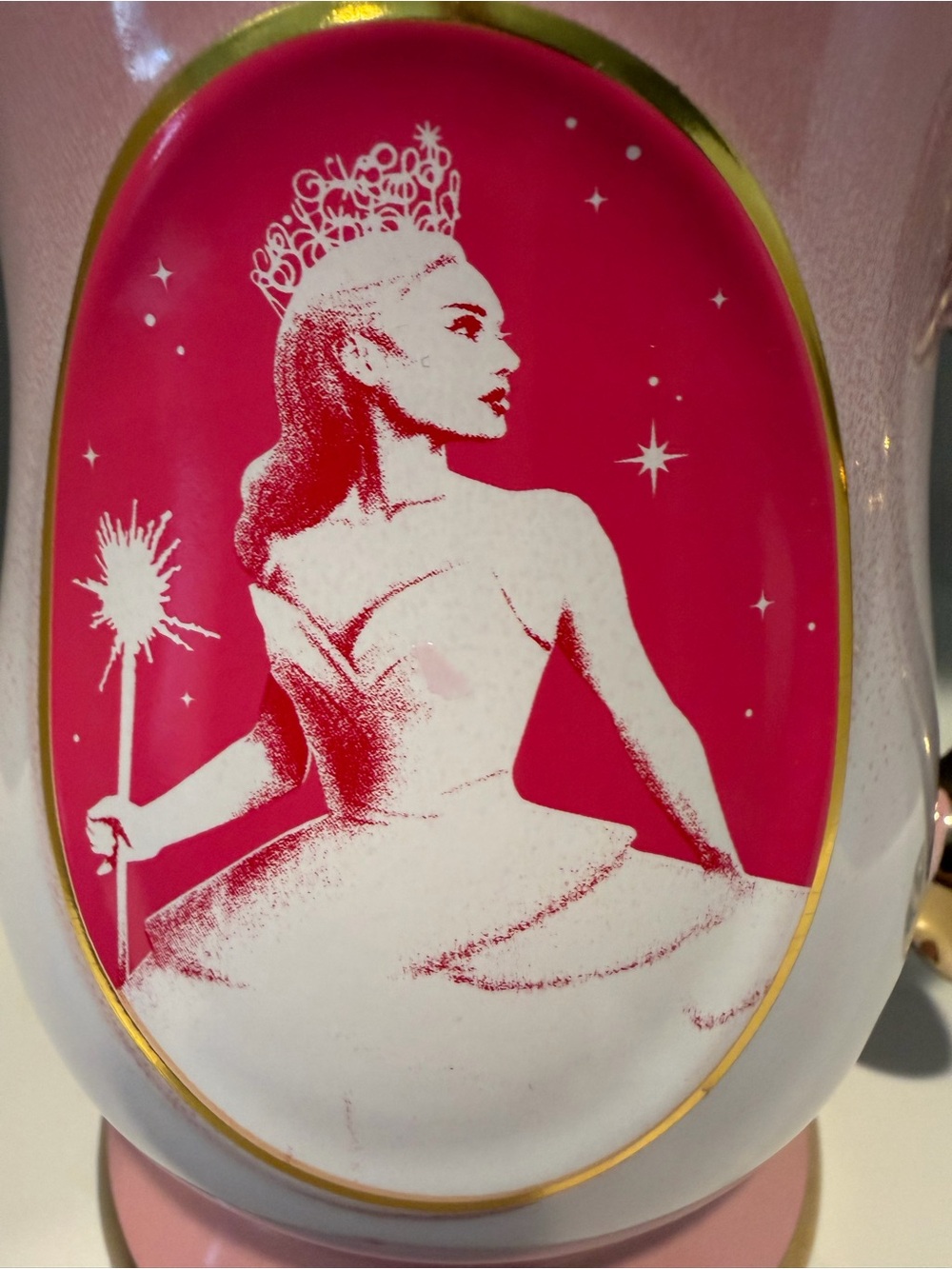 NWT! Silver Buffalo Pink Wicked Glinda Mug BEST WITCH OF ALL  With Gold Handle - Picture 6 of 7